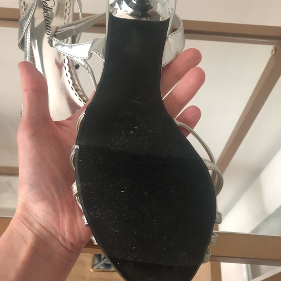 Delicious Silver 4” Sandals with Embellishments - Picture 4 of 4